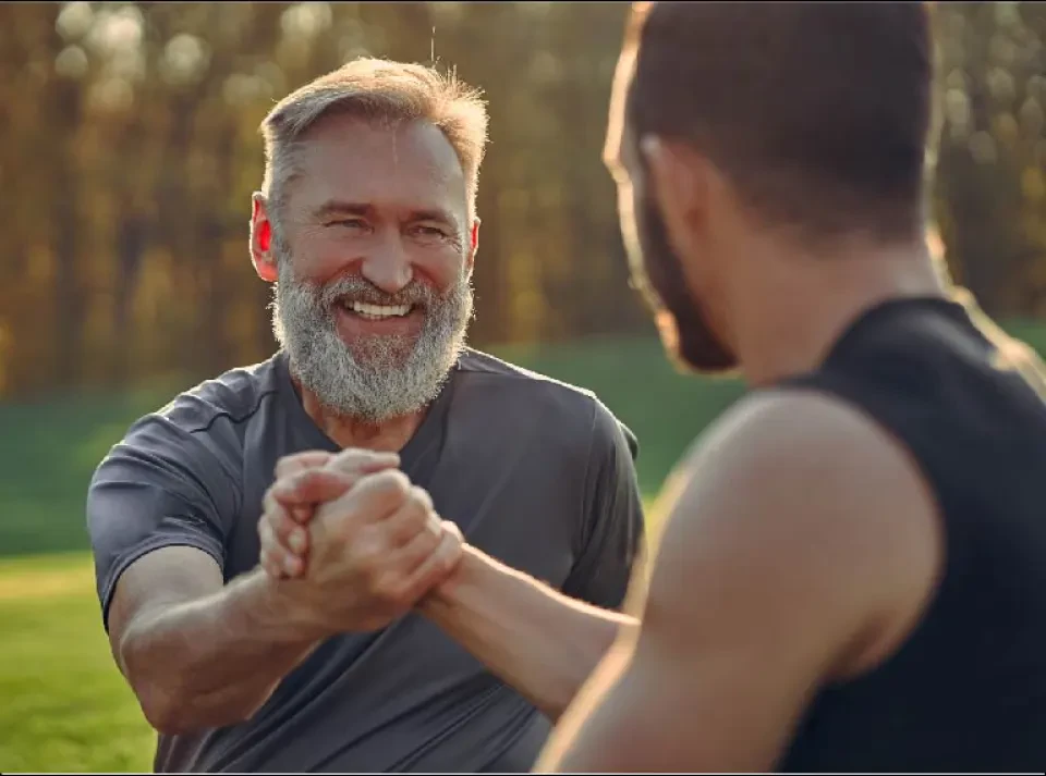 Чому чоловіки старіють раніше часу - і як керувати своїм здоров'ям правильно